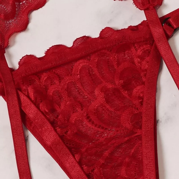 Sexy Red Lace Lingerie Set - Picture 5 of 5